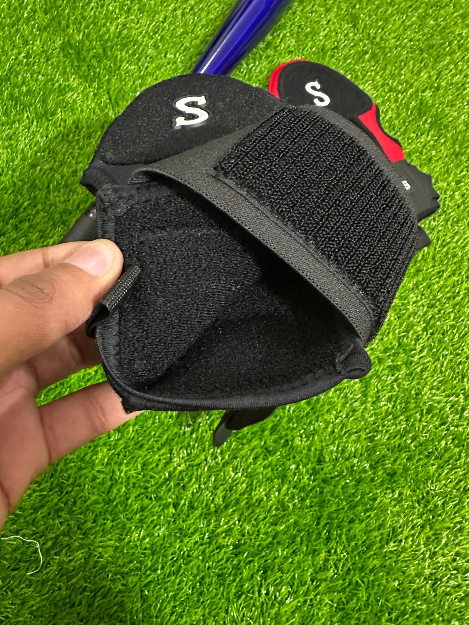 Baseball Mitts - Image 6